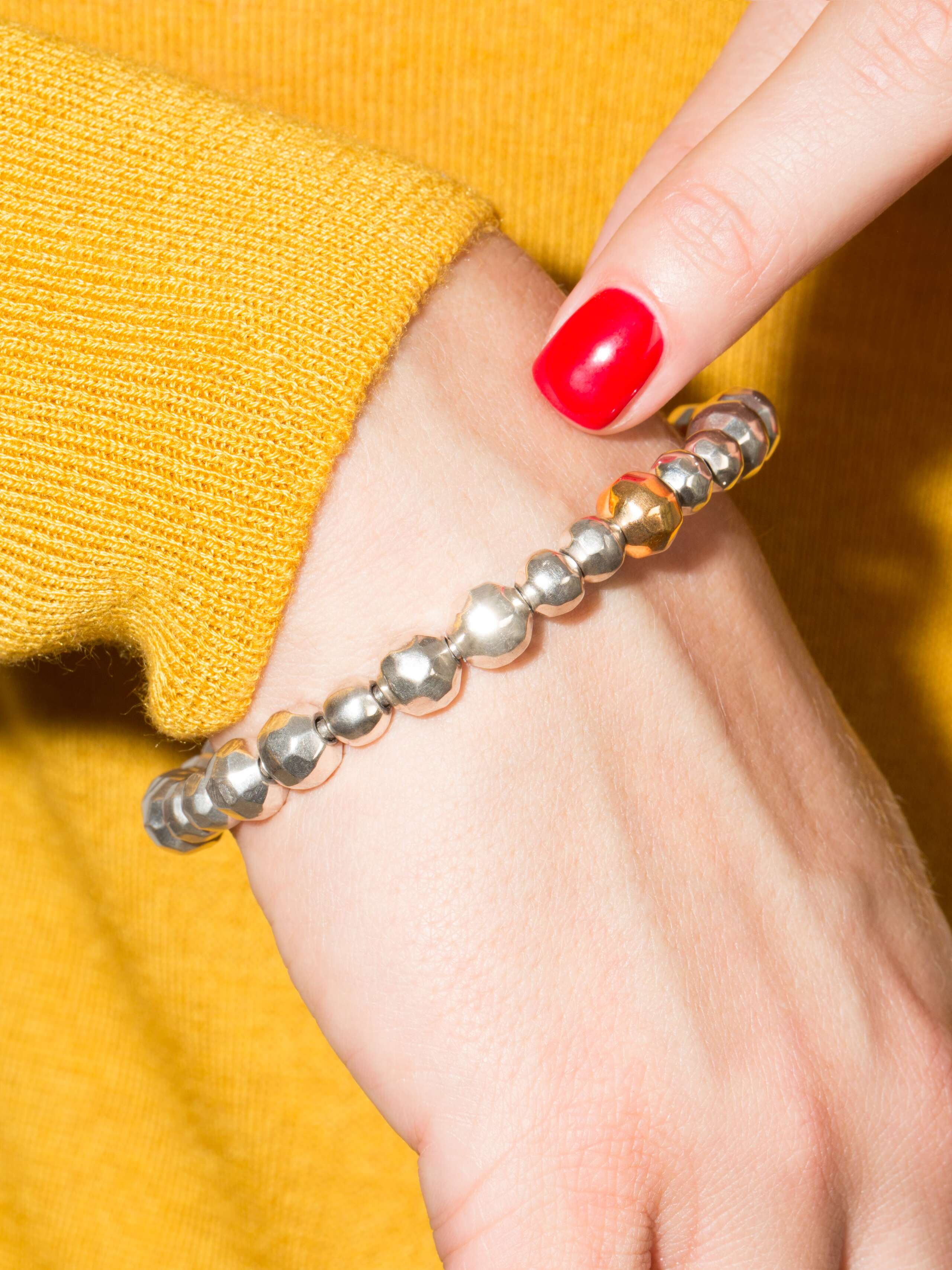 globe bangle 