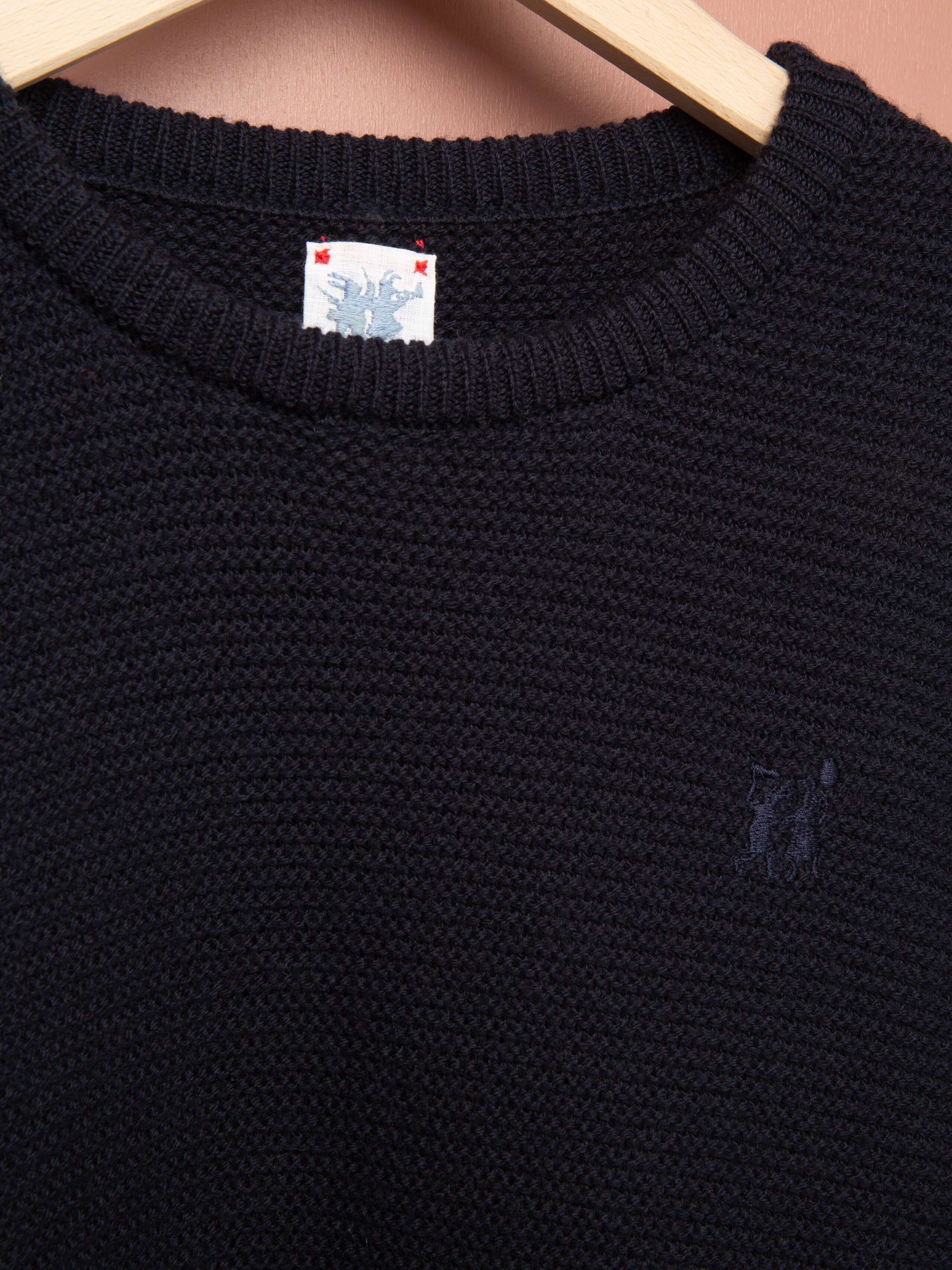 knitted sweater 