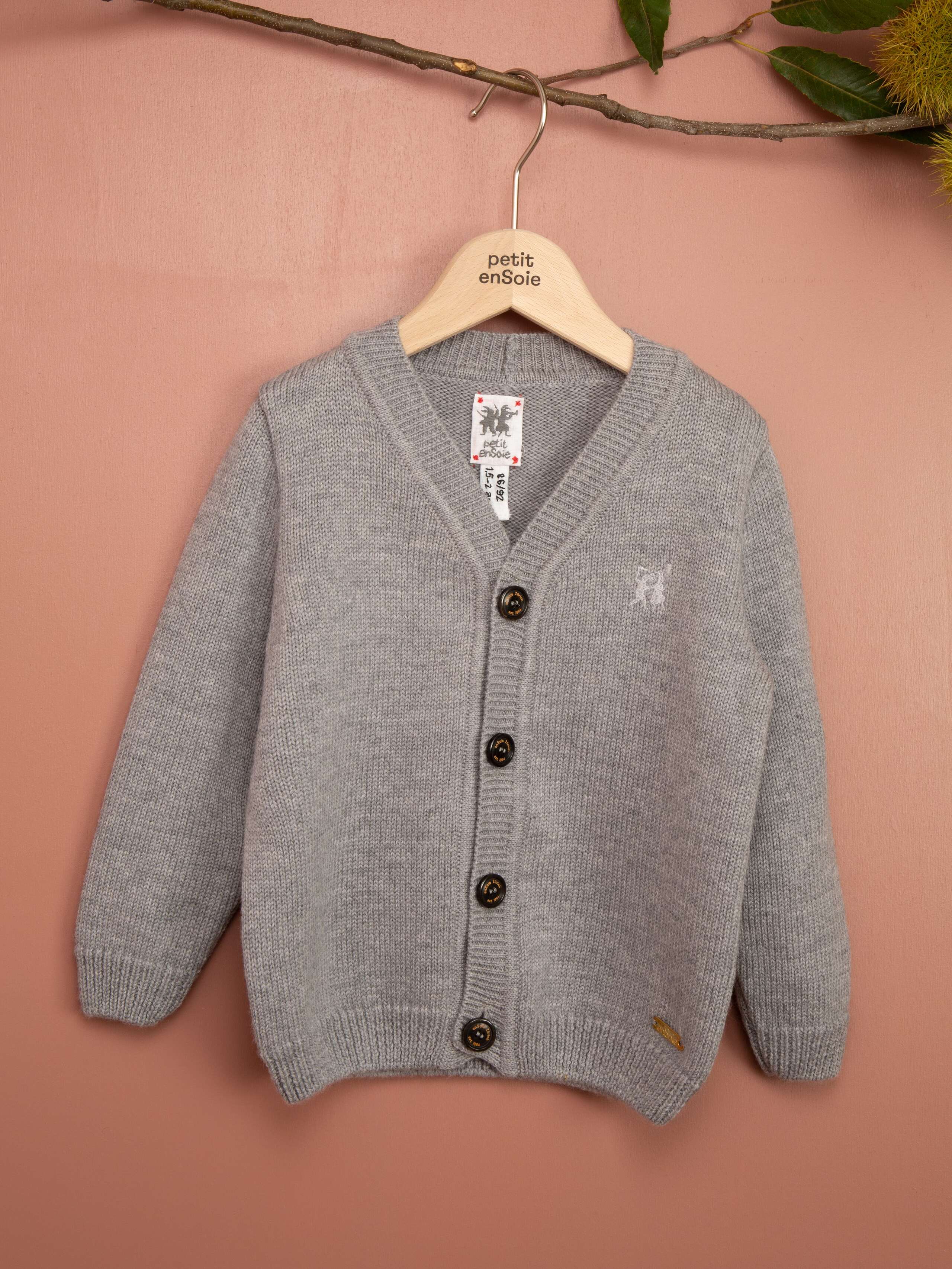 knitted cardigan 