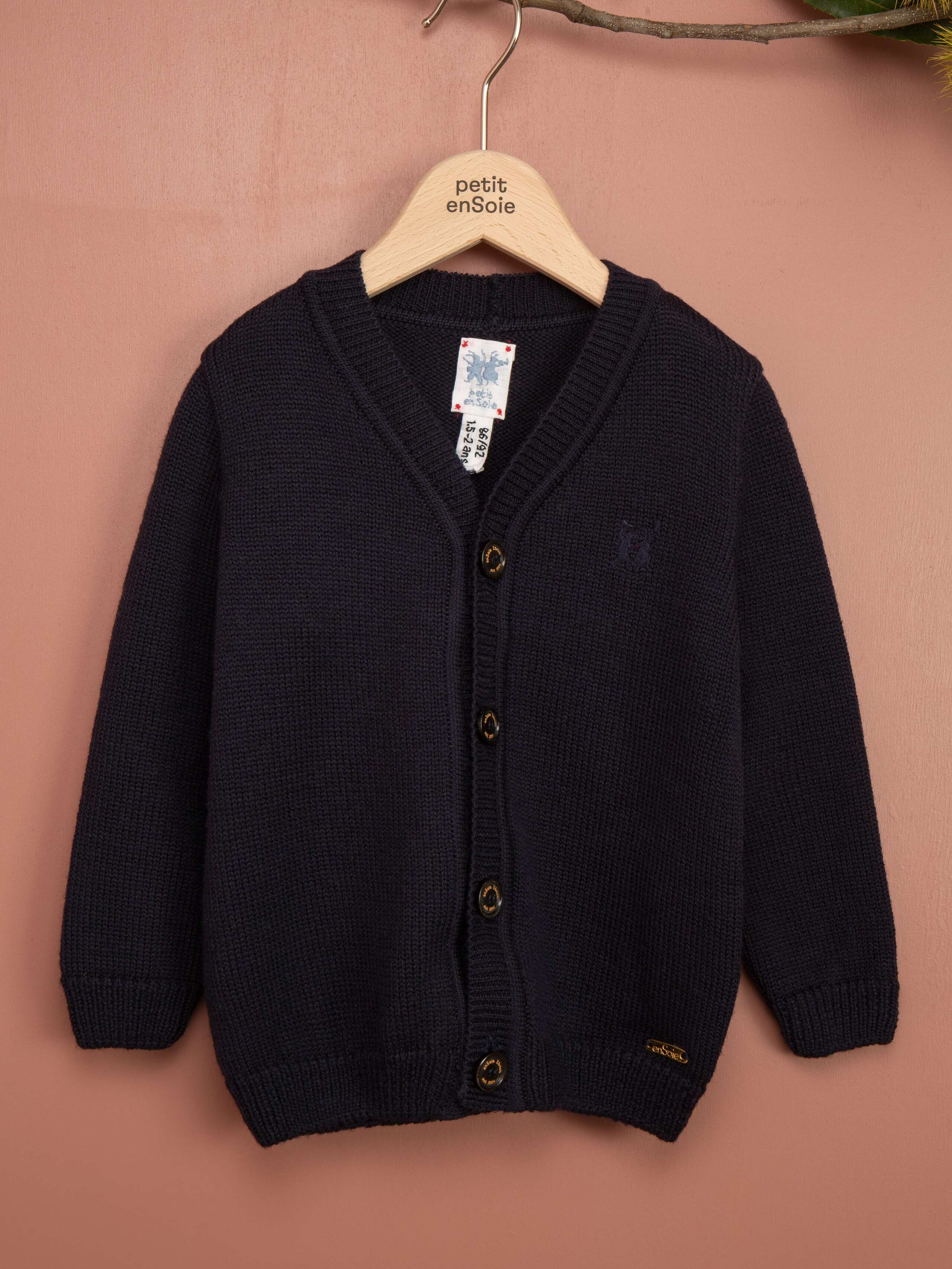 knitted cardigan 