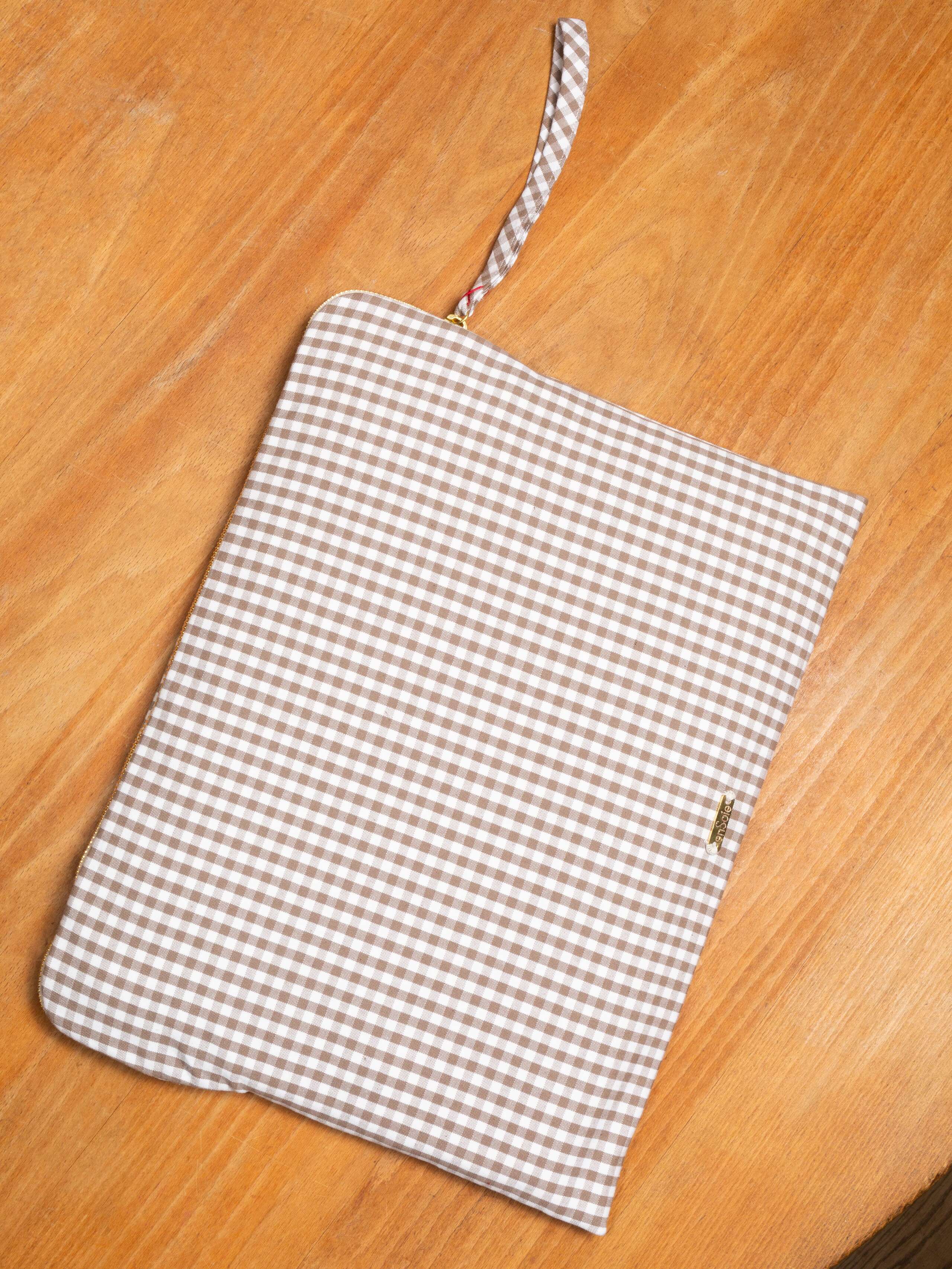 Laptop pouch 