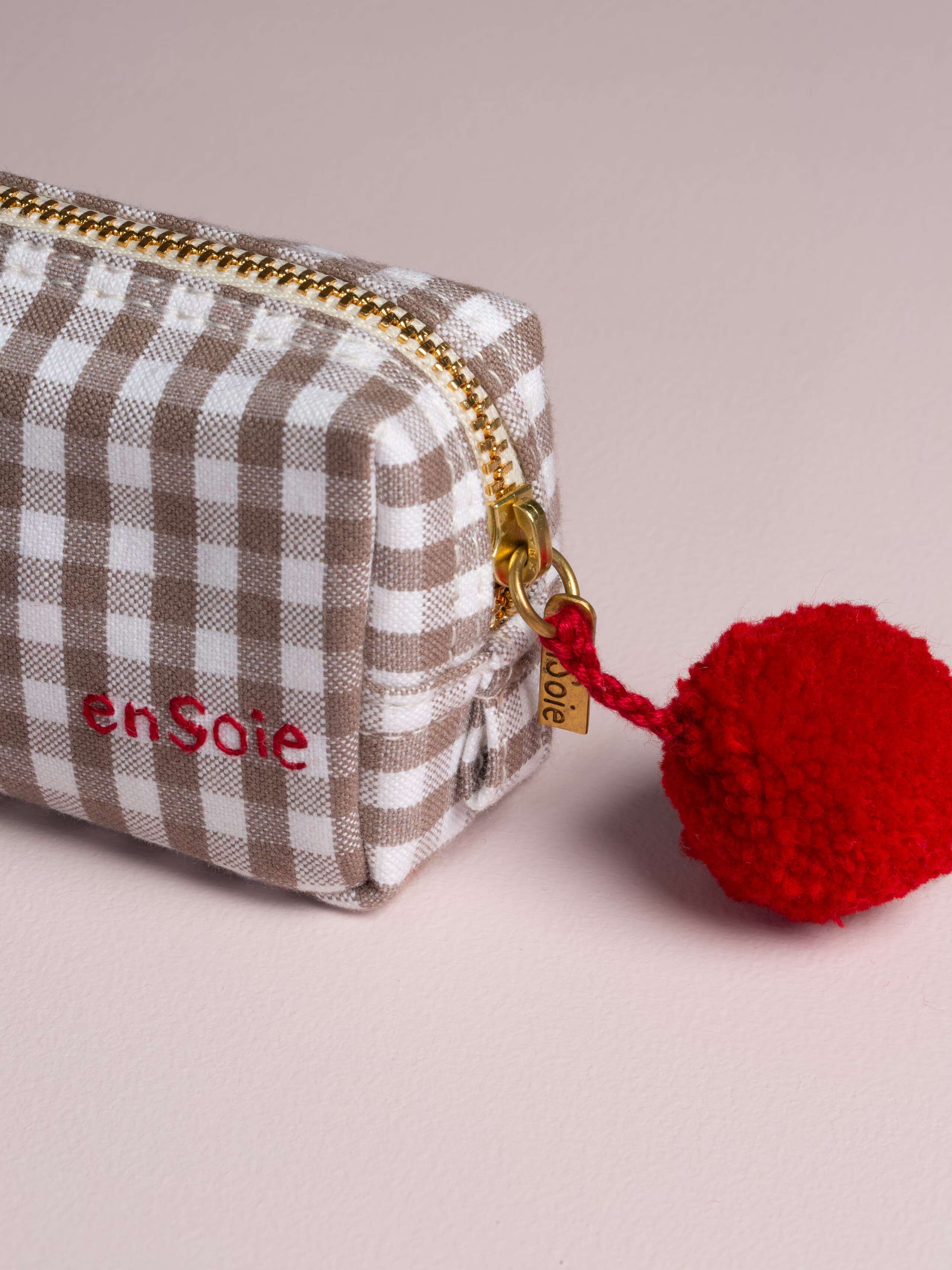 Linda toiletry case