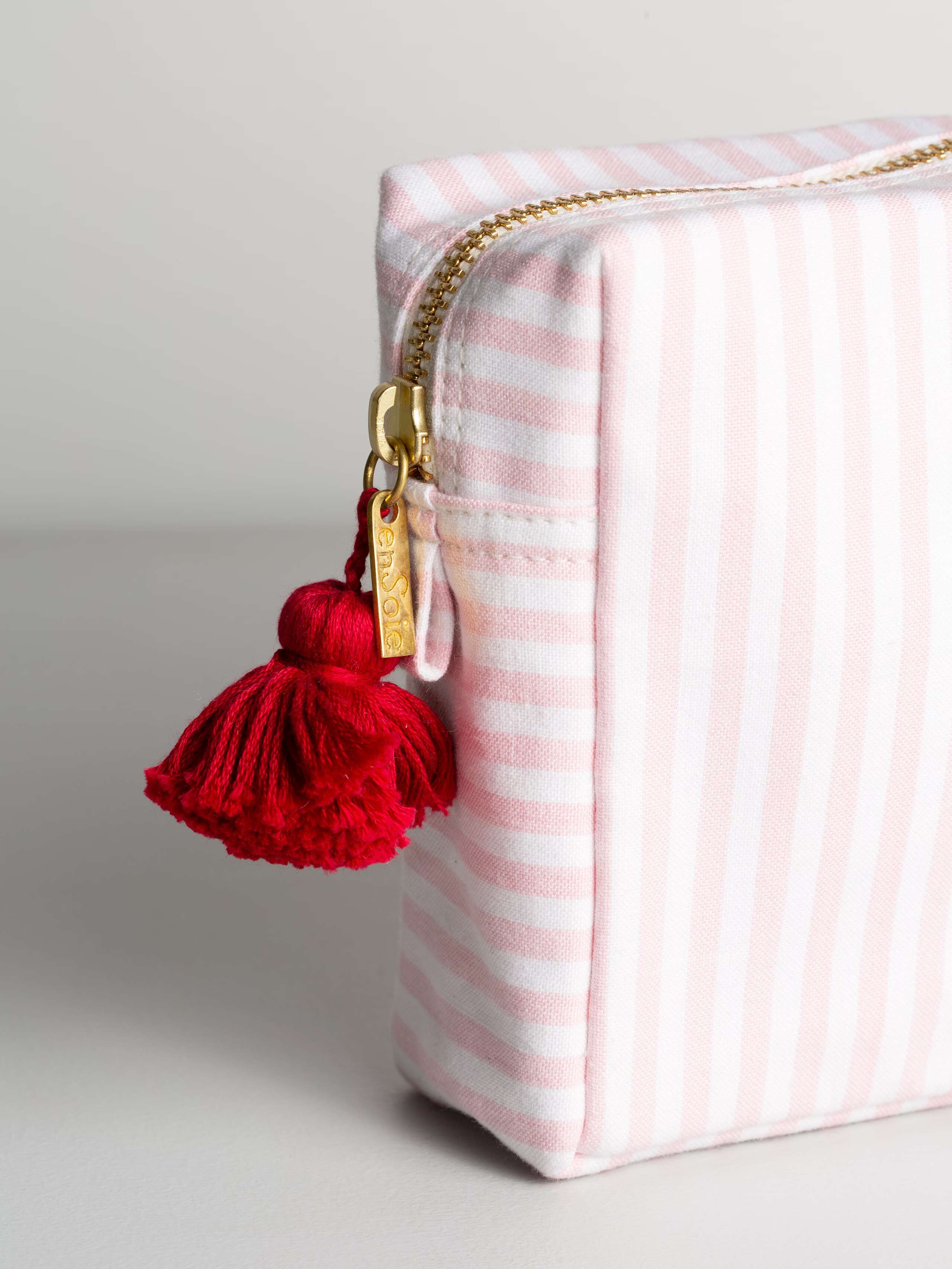 Tilda toiletry case