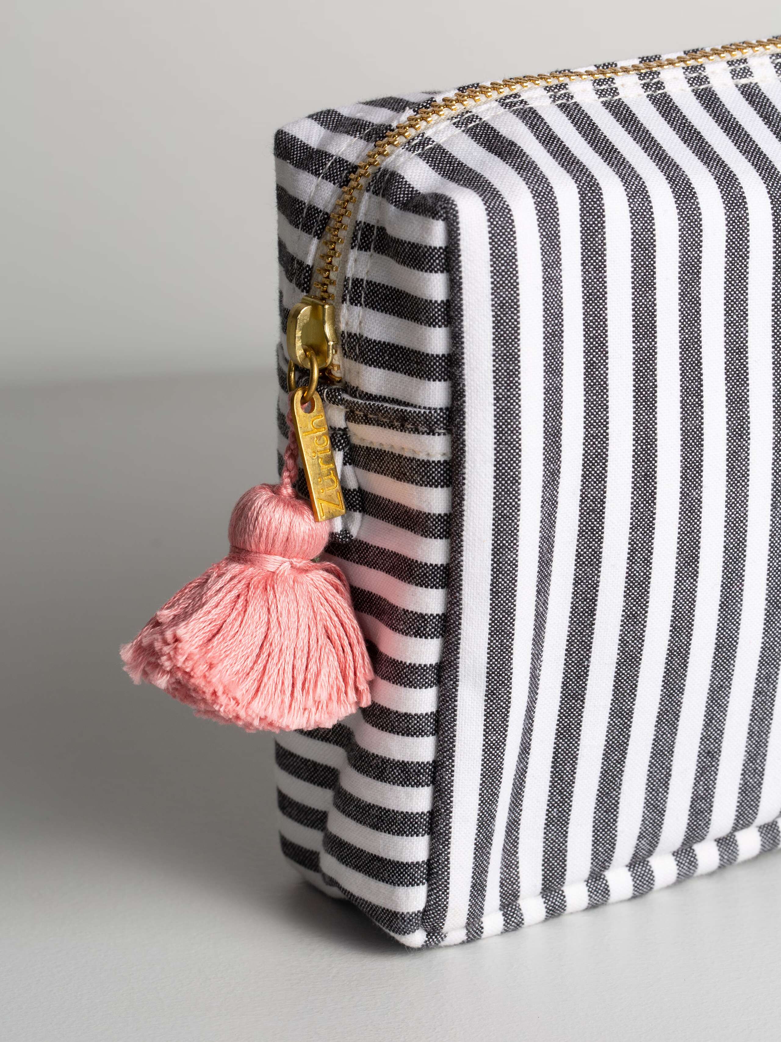 Tilda toiletry case
