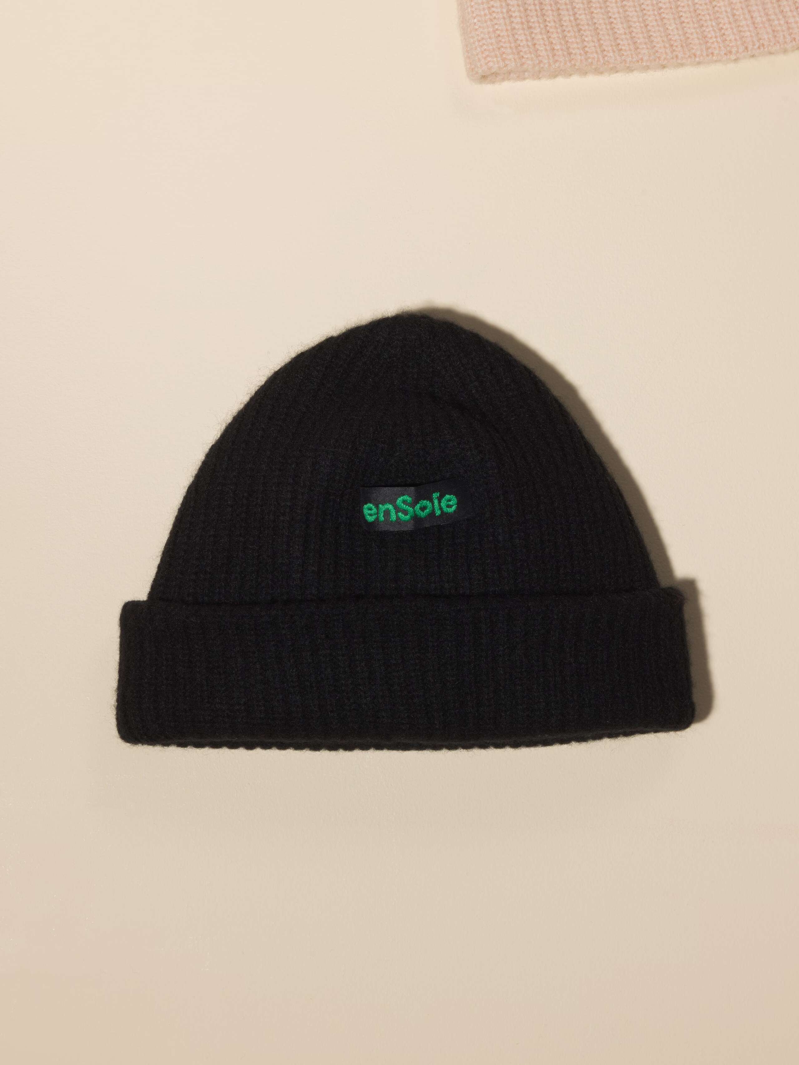 Picture of a black cashmere beanie